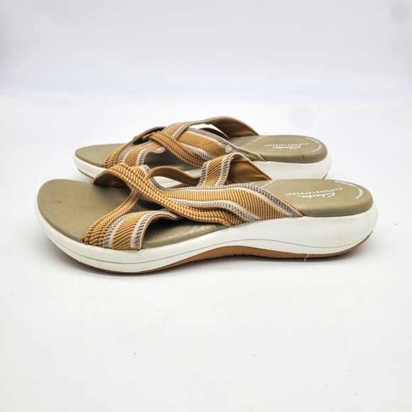 Cloudsteppers by Clarks Shoes - Clarks Shoes Women 7.5 Cloudsteppers Mira Isle Sandals Tan Sand Sable Slide